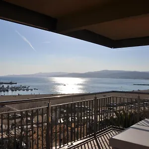 https://passeig-del-mar-3-apartament.topcostabravahotels.com